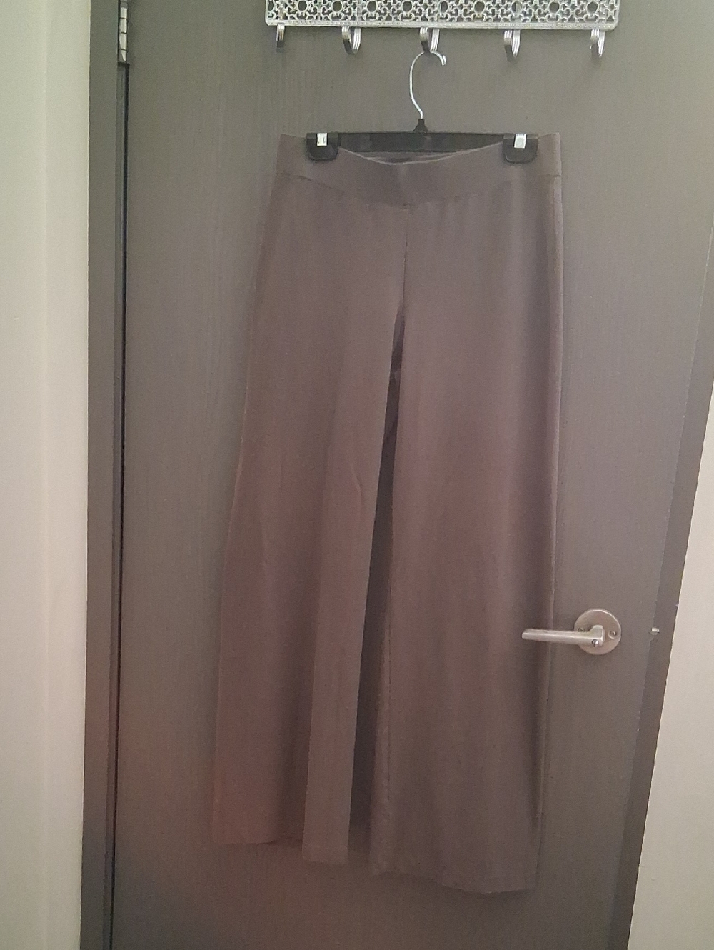 Eileen Fisher Grey Wide-Leg Pants. Size S Preowned